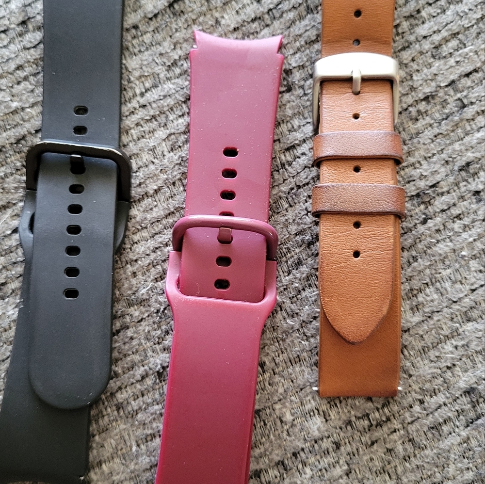 Galaxy Watch 4 Smart Fitness Watch - 44mm - Picture 3 of 8